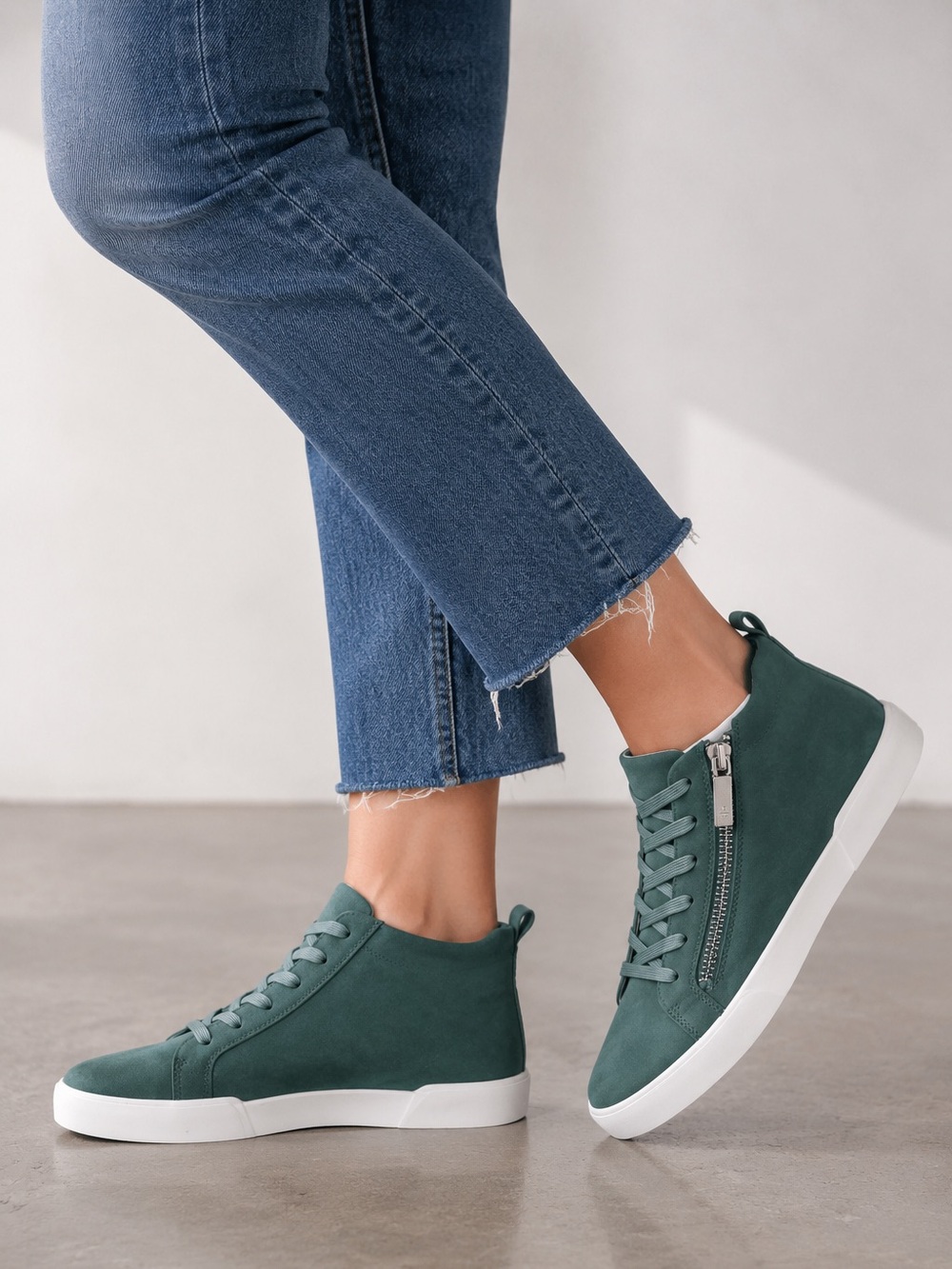 Kenneth Cole New York Green Leather Tyler Mid Zip High Top Statement Sneakers